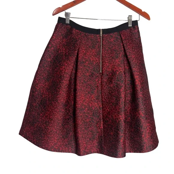 Burberry London Parade Red & Black Silk Jacquard Pleated A-Line Skirt NWT $750 - Picture 5 of 7